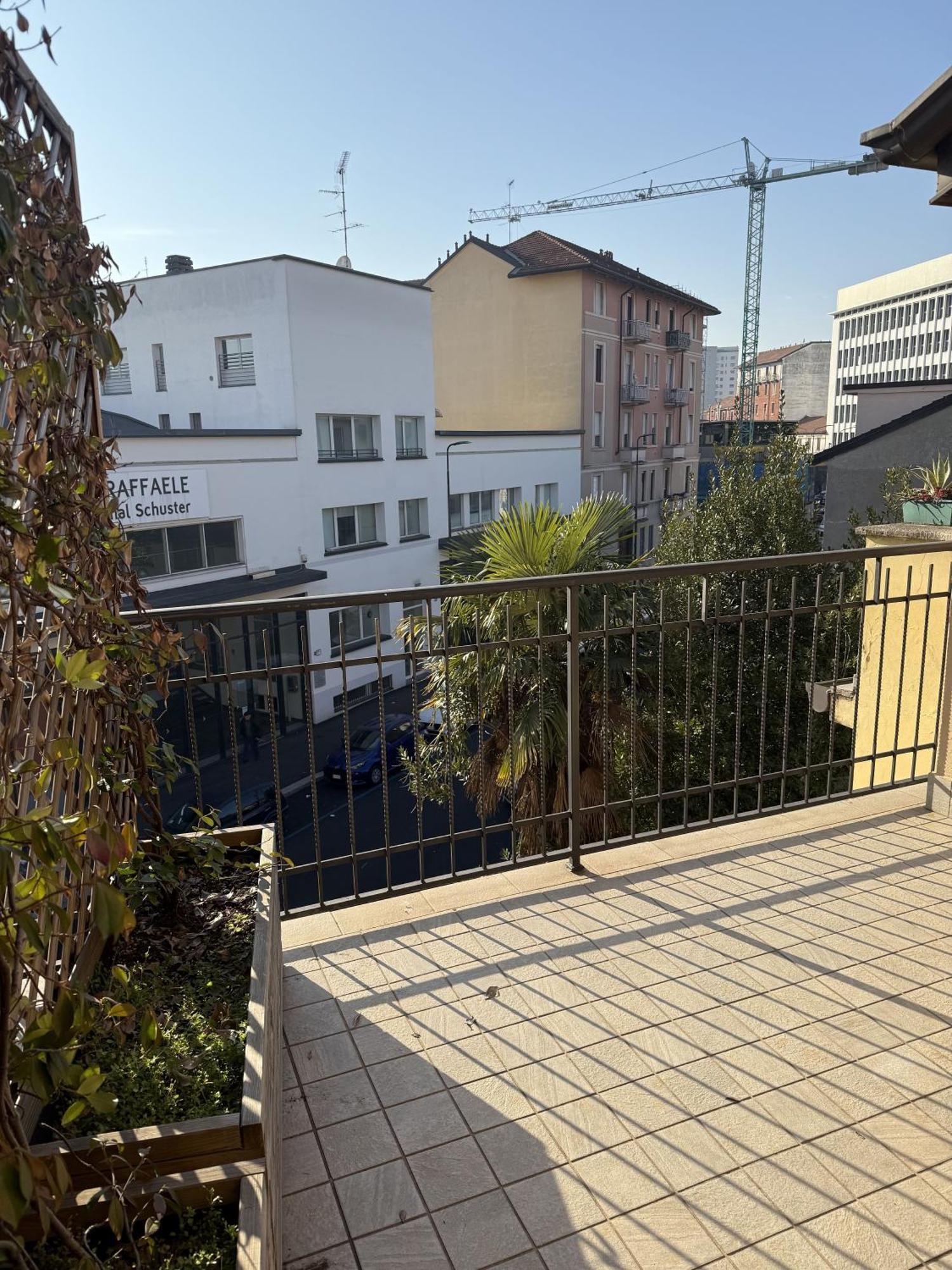 Rooftop Scalo Farini-3 Min From The Lancetti Metro Milan Bagian luar foto